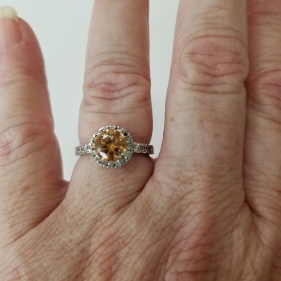 Champagne/Clear Stone Silver Ring - Picture 5 of 5